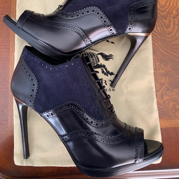Burberry English Brunswick 110 Peep Toe Ankle Boot - Picture 2 of 16